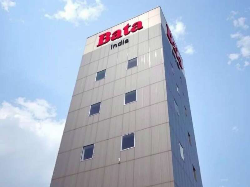 Sports and athletic shoes